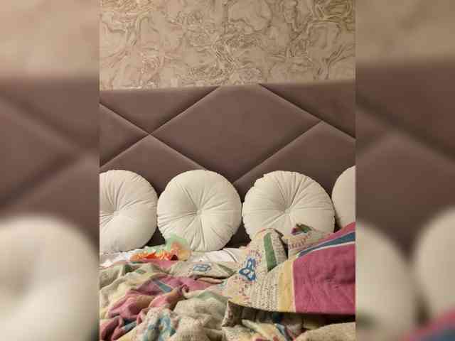 Ekaterina2221 webcam