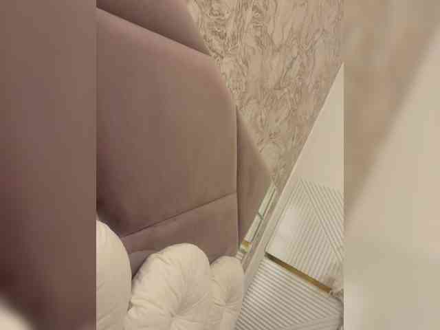 Ekaterina2221 webcam