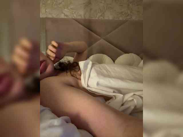 Ekaterina2221 webcam