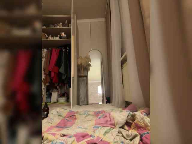 Ekaterina2221 webcam