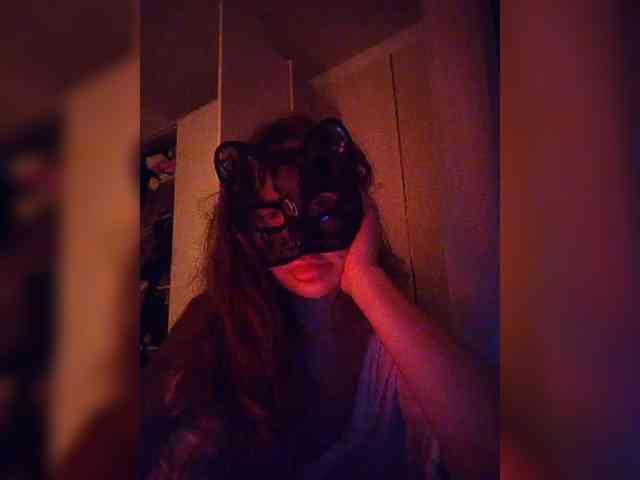 Ekaterina2221 webcam