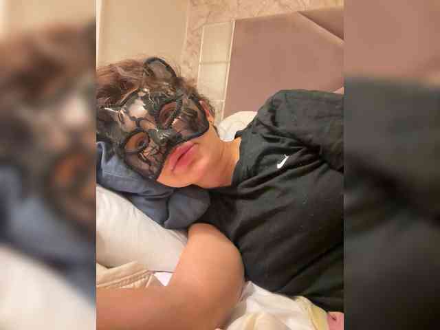 aniram2221 Live Webcam on BongaCams