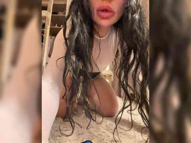 Ekaterina2221 webcam