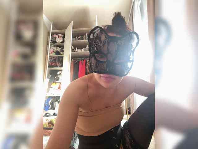 Ekaterina2221 webcam