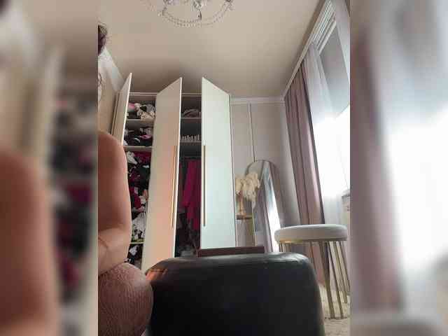 Ekaterina2221 webcam