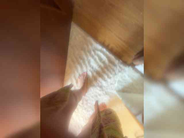 Ekaterina2221 webcam