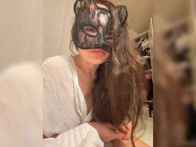 Ekaterina2221 webcam