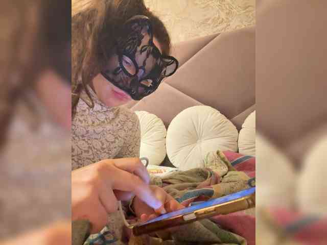 Ekaterina2221 webcam