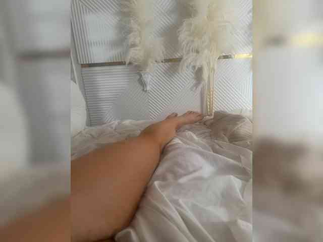 Ekaterina2221 webcam