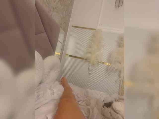 Ekaterina2221 webcam