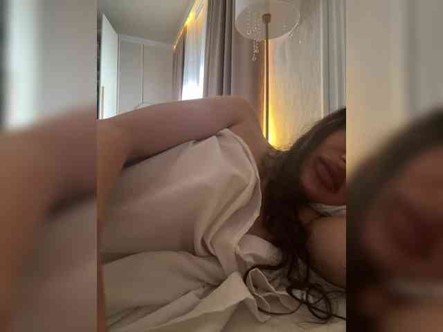 Ekaterina2221 webcam