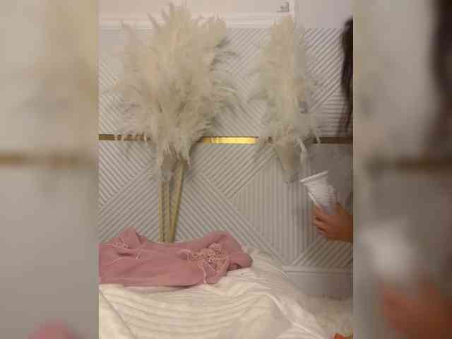 Ekaterina2221 webcam