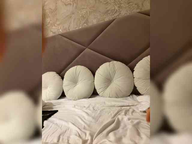 Ekaterina2221 webcam