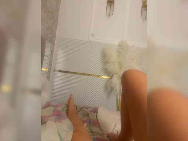 Ekaterina2221 webcam