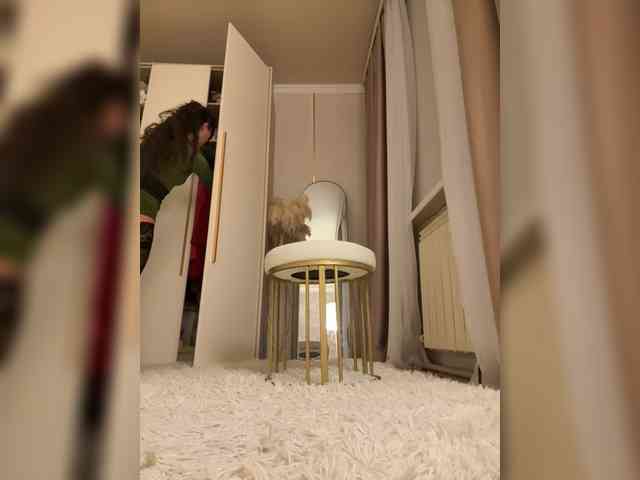 Ekaterina2221 webcam