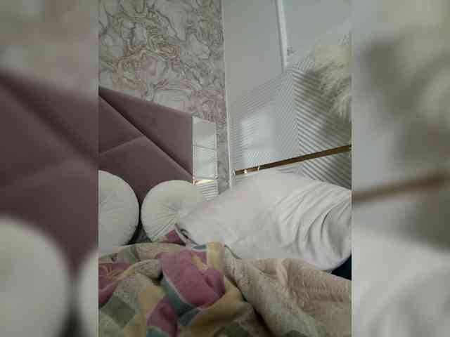 Ekaterina2221 webcam