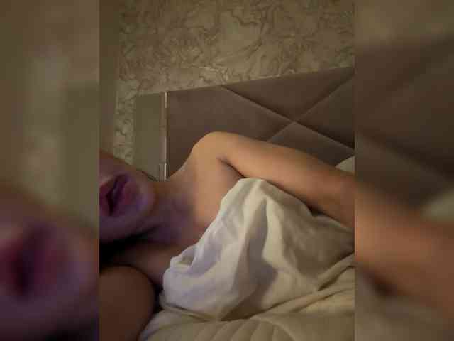 Ekaterina2221 webcam