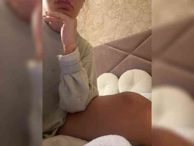 Ekaterina2221 webcam