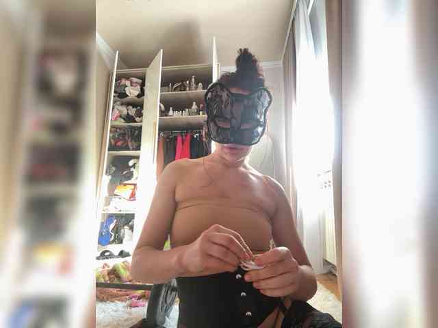 Ekaterina2221 webcam