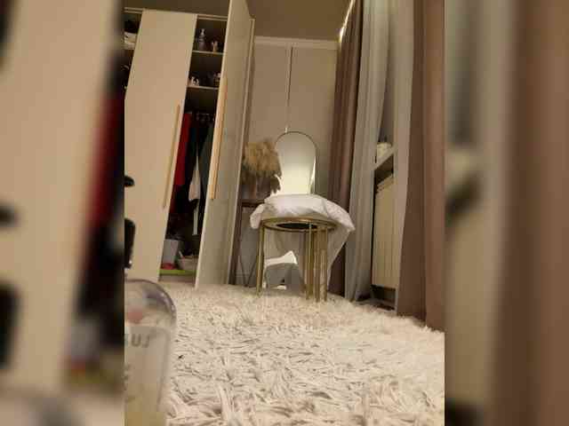 Ekaterina2221 webcam