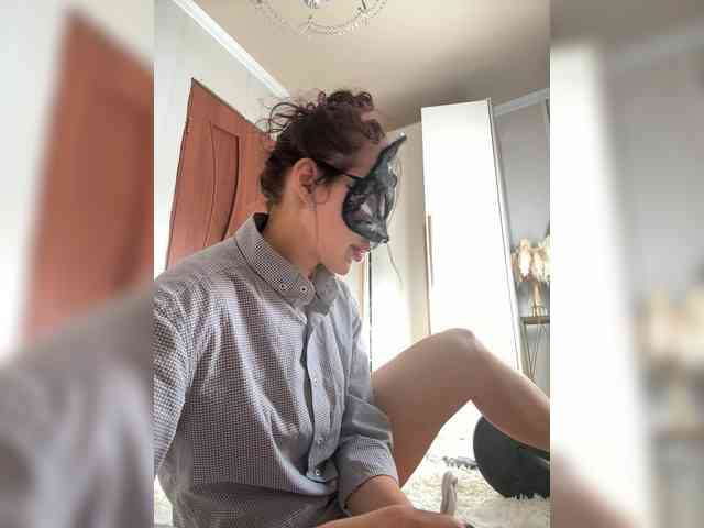 Ekaterina2221 webcam