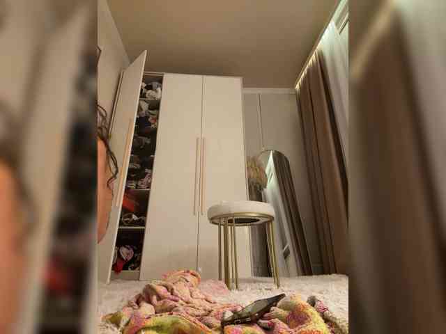 Ekaterina2221 webcam