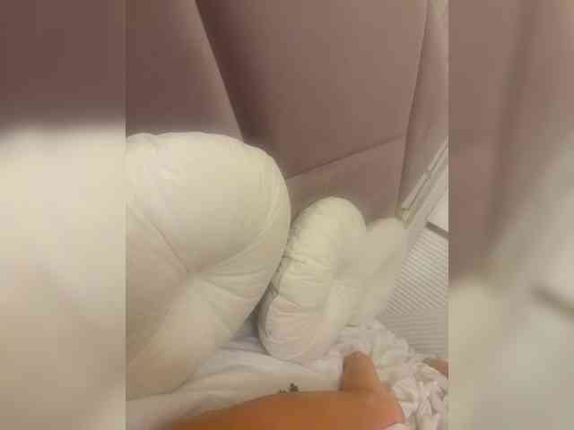 Ekaterina2221 webcam