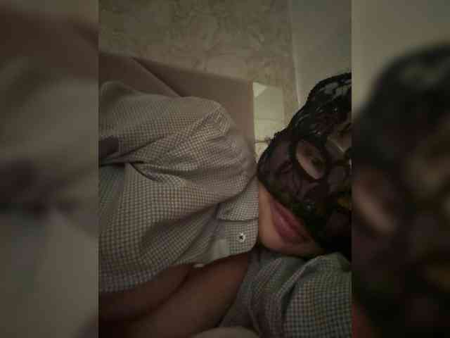 Ekaterina2221 webcam