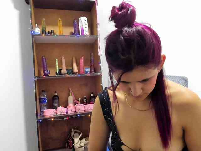 terryy-25 webcam