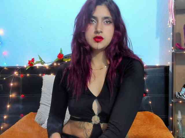 terryy-25 webcam