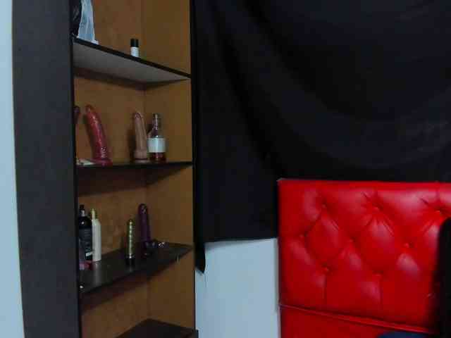 terryy-25 webcam
