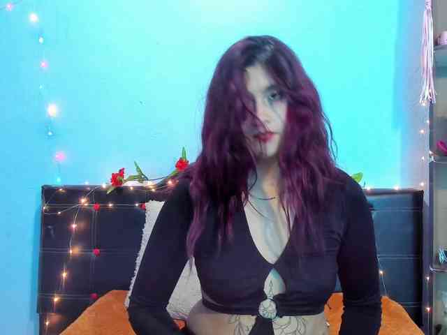 terryy-25 webcam