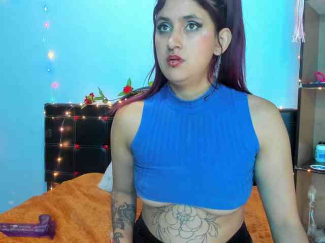 terryy-25 webcam