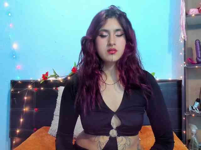 terryy-25 webcam