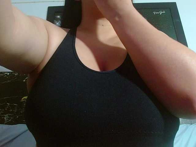 Natural-boobs's BongaCams show and profile