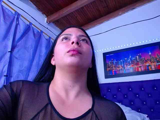 Natural-boobs webcam
