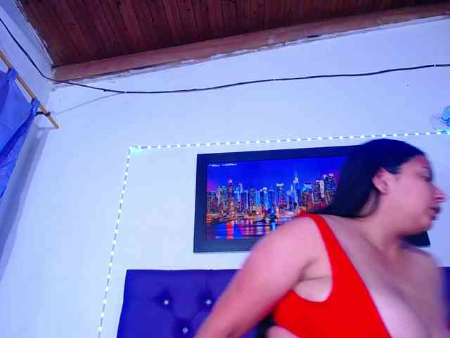 Natural-boobs webcam