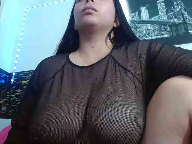 Natural-boobs webcam