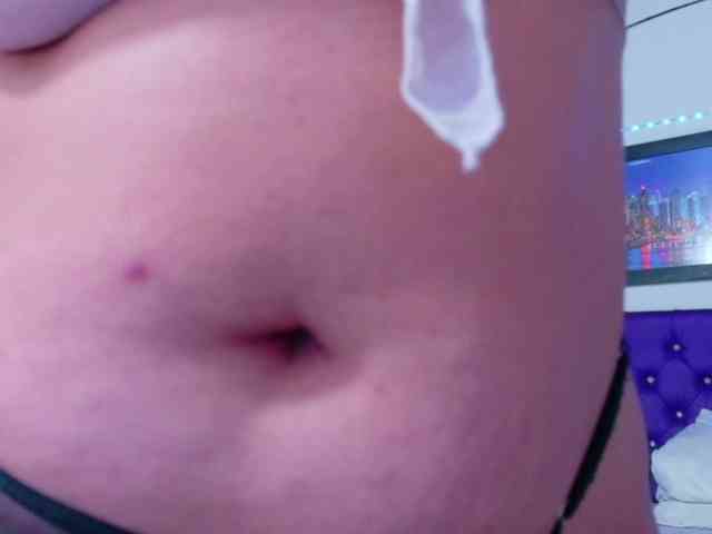 Natural-boobs webcam