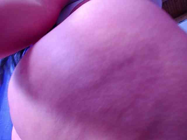 Natural-boobs webcam