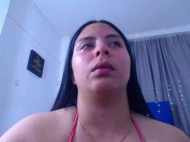 Natural-boobs webcam