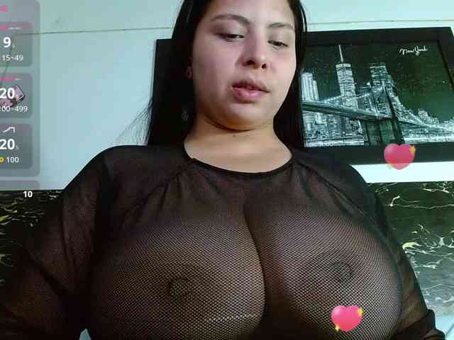 Natural-boobs webcam