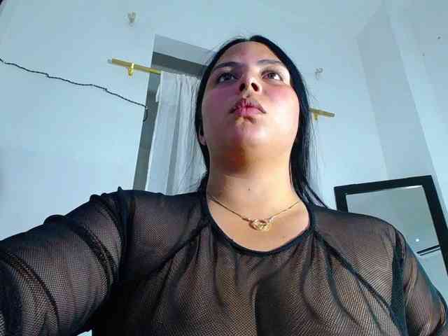 Natural-boobs webcam