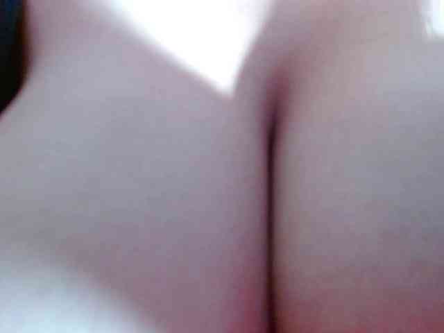 Natural-boobs webcam