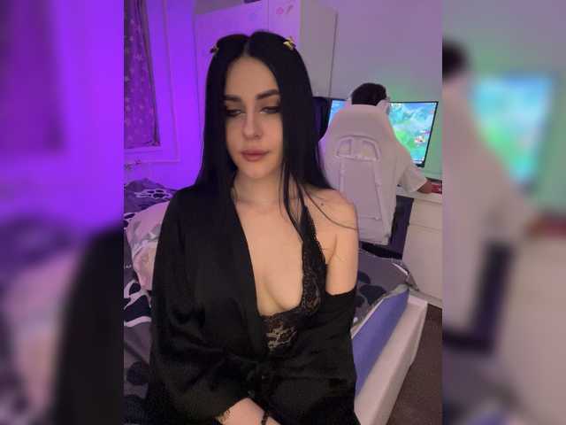 Manynia666's BongaCams show and profile