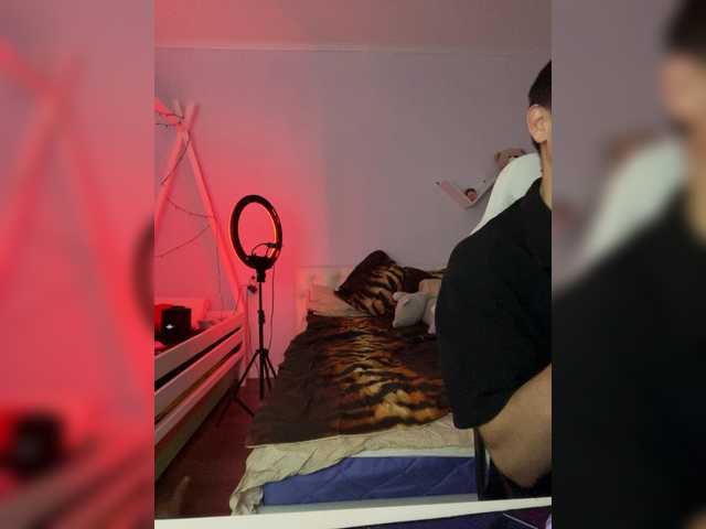 Manynia666's BongaCams show and profile