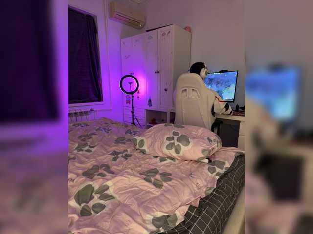 Manynia666's BongaCams show and profile