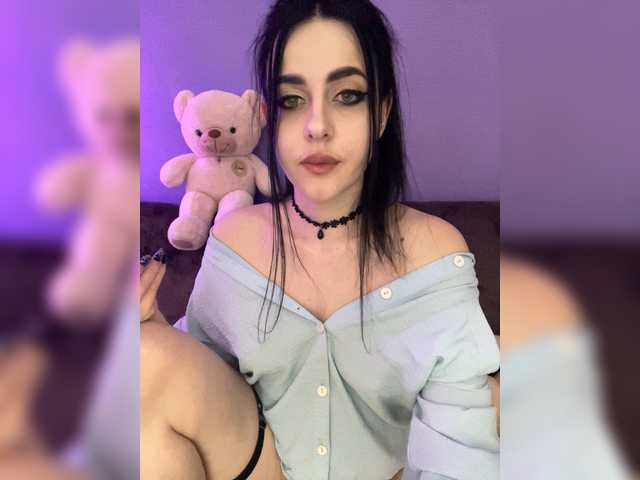 Manynia666's BongaCams show and profile