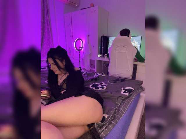 Manynia666's BongaCams show and profile