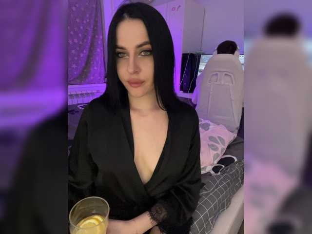 Manynia666's BongaCams show and profile